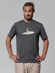 wat? Apparel T-Shirt Alien on a paper plane Grün/Dunkelgrün