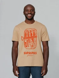 wat? Apparel T-Shirt Sardines Portugal Gelb/Orange/Beige