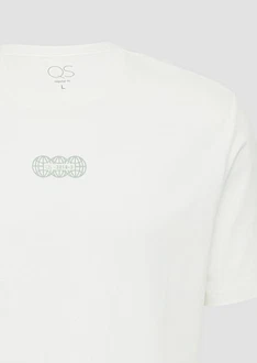 QS Kurzarmshirt Basic Rundhals T-Shirt mit Frontprint Artwork 