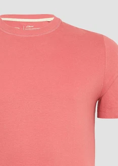 s.Oliver Kurzarmshirt T-Shirt mit Crewneck und Flatlock-Details Logo s.Oliver Kurzarmshirt T-Shirt mit Crewneck und Flatlock-Details Logo