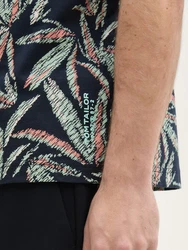 TOM TAILOR T-Shirt mit Muster Schwarz/Grün/Dunkelgrün/Mischfarben