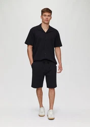 QS Cargoshorts Shorts aus Waffelpiqu  Schwarz/Dunkelgrau/Dunkelblau/Braun
