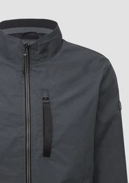 Allwetterjacke Outdoor-Jacke mit Stehkragen und Kontrast-Details Artwork