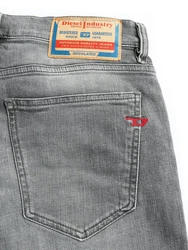 Diesel Slim-fit Jeans D-Strukt (2019) 2019 09F91