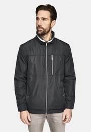 Outdoorjacke Ultralight (1-St) mit verstellbaren rmelabschlssen