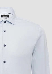 Langarmhemd Tailored Fit: Fein gemustertes Langarmhemd mit Haifisch-Kragen