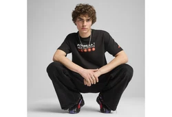 PUMA F1 Drive to Survive Graphic T-Shirt Herren Lila/Rot/Schwarz/Dunkelrot