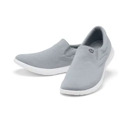 Bequeme Turnschuhe, Slipper fr Herren Sneaker schlank geschnitten