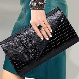 Elegant Crocodile Pattern Clutch Bag For Women, Large Capacity Fashion Evening Bag