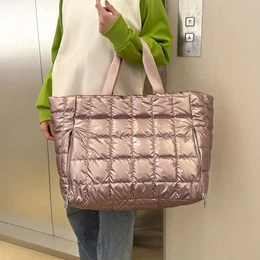 Chic Large Capacity Women's Tote Bag - Quilted Design With Zip Closure, Multi-functional Layered Storage For Daily Use & Travel, In