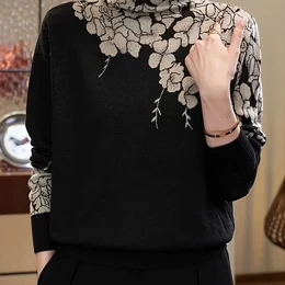 Autumn/winter New High-neck Base Layer Sweater, Premium Fabric, Long Sleeve, Loose Fit, Versatile Knitwear