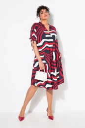 aty, vstih do V, oversize, krtk rukvy, kapsy